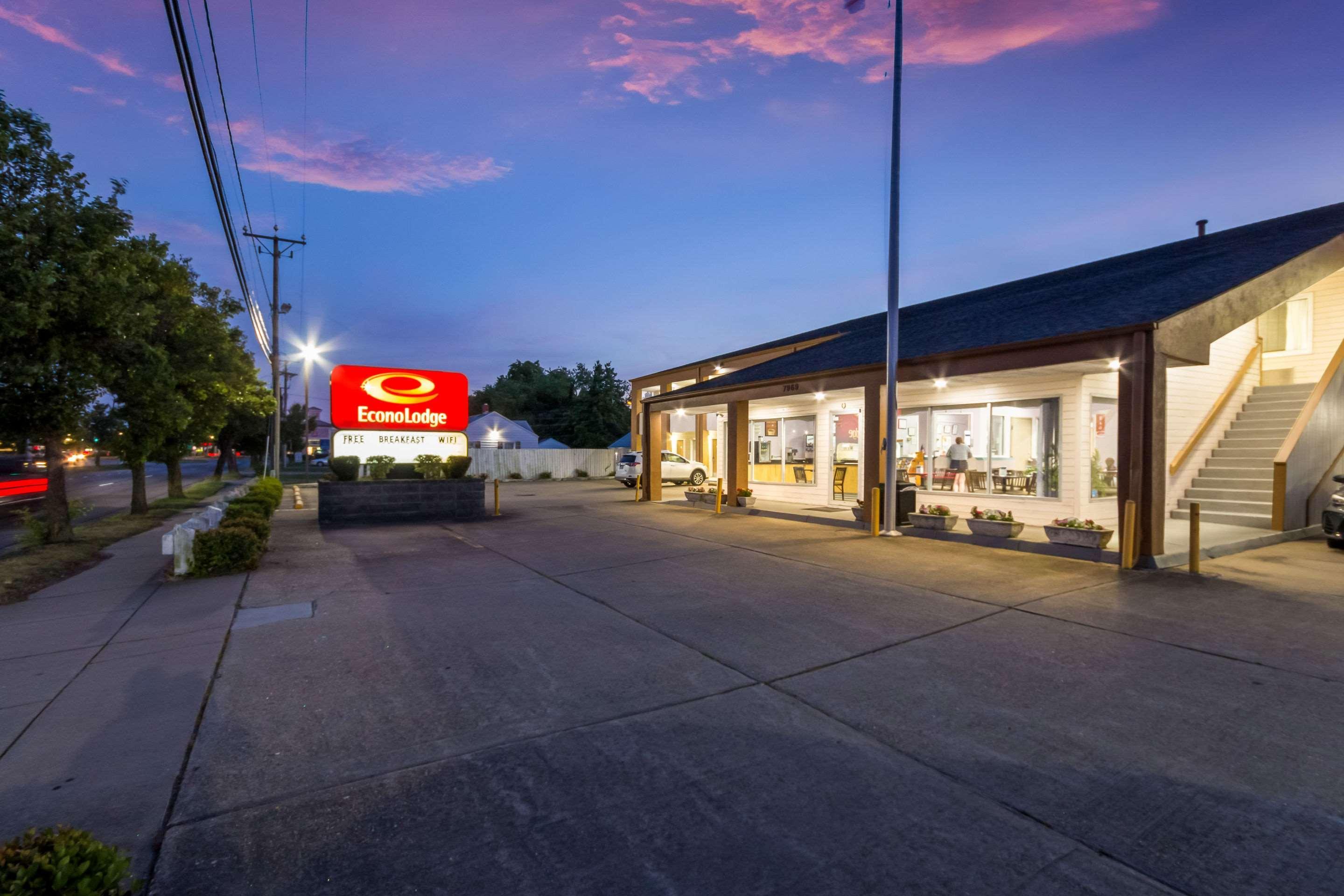 Econo Lodge Little Creek Norfolk Buitenkant foto